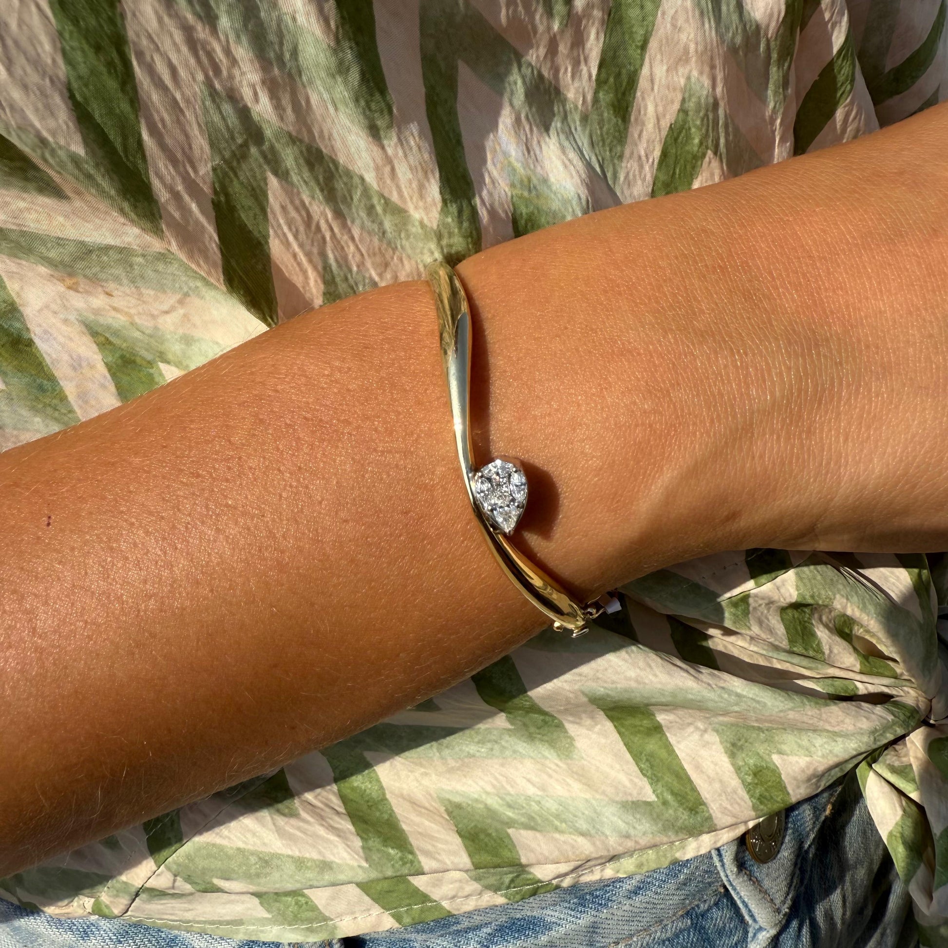 Teardrop Elegance Bangle