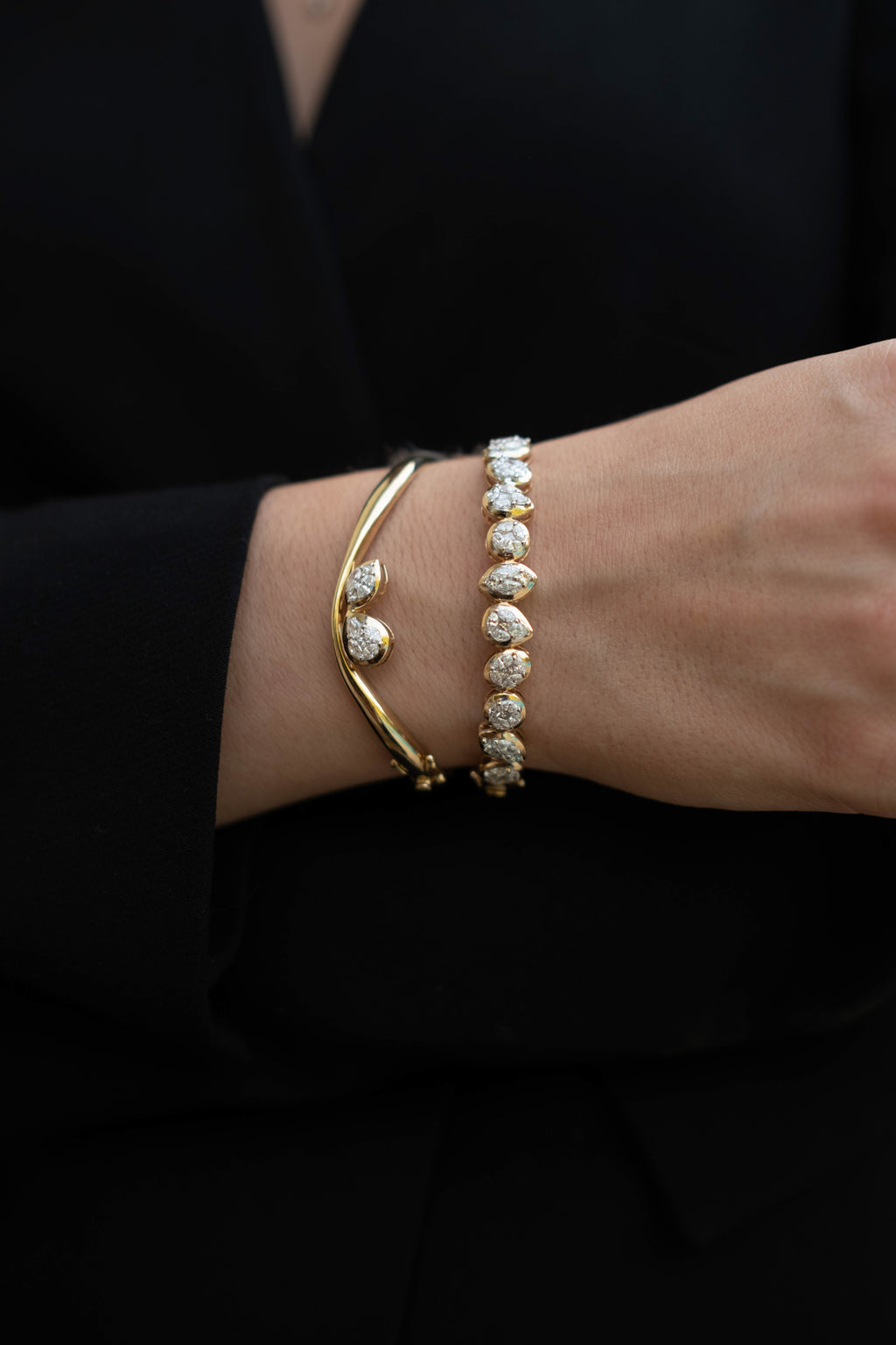 Multi-shaped Bezel Bangle