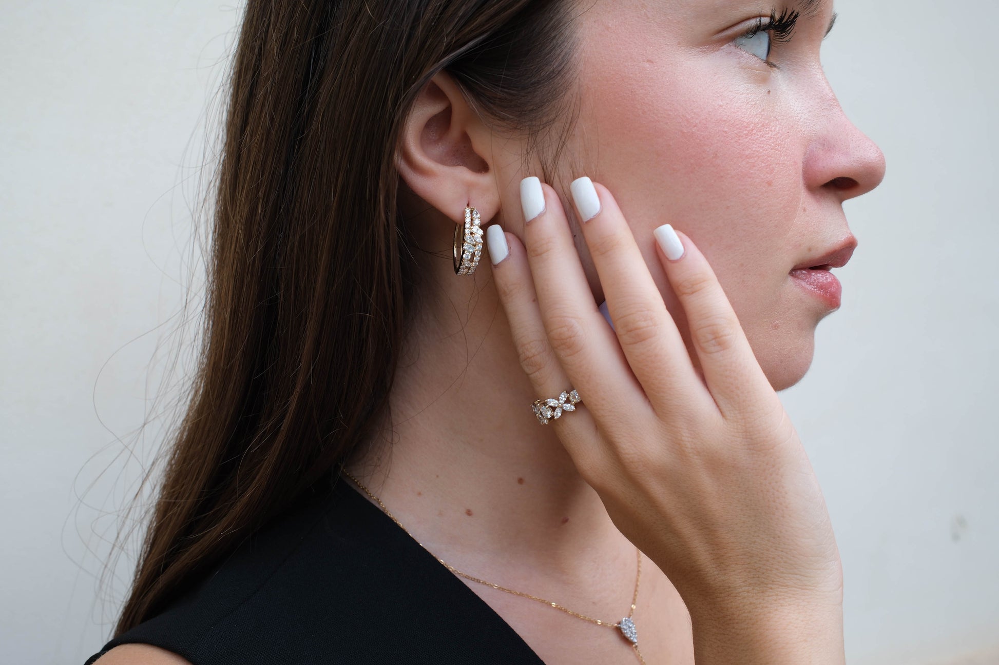 Elegant Floral Diamond Ring